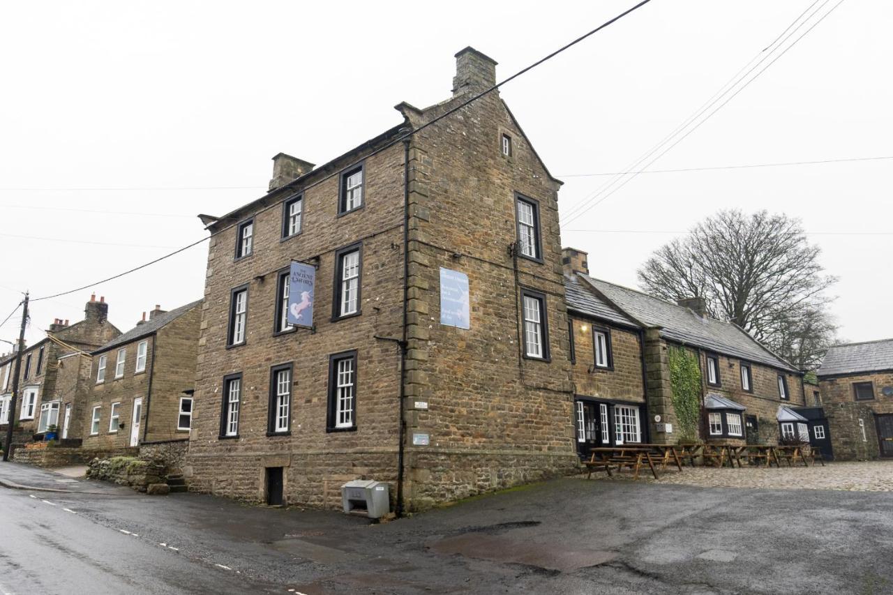 Hotel The Ancient Unicorn Barnard Castle Esterno foto